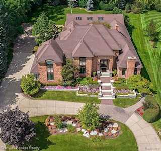 49470 Pine Ridge Court Plymouth Twp, MI 48170
