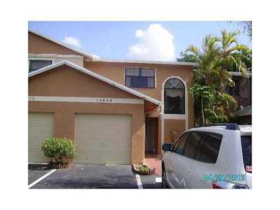 10406 NW 6th St Pembroke Pines, FL 33026