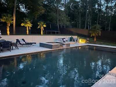 727 Patrick Johnston Ln Davidson, NC 28036