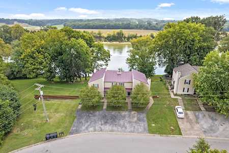 921 Kingsbury Dr #B Clarksville, TN 37040