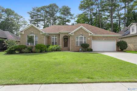 1719 NW Weymouth Lane Huntsville, AL 35806