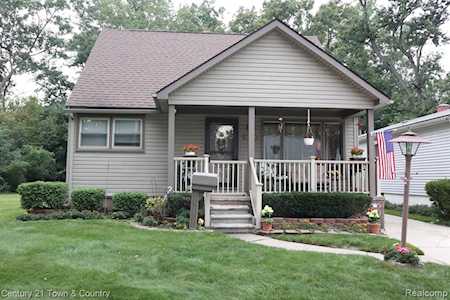 18469 Poinciana Redford Twp, MI 48240