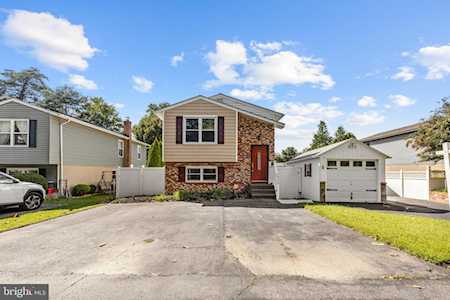 530 Elizabeth Ln Glen Burnie, MD 21061