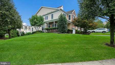 2401 S Whittmore St Furlong, PA 18925