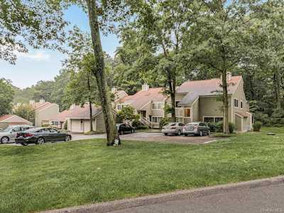 155 Stone Meadow #155 South Salem, NY 10590