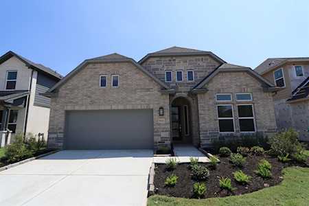 9510 Rialto Creek Dr Cypress, TX 77433