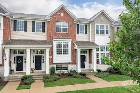 4426 Monroe Ct Naperville, IL 60564