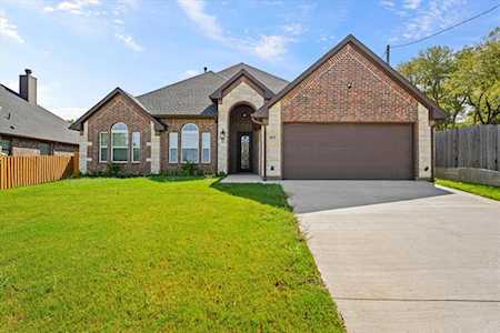 401 Norman Drive Euless, TX 76040