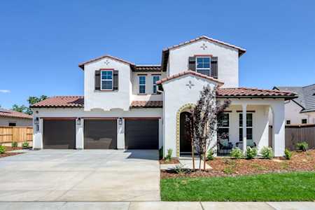 3330 Grove Circle Loomis, CA 95650