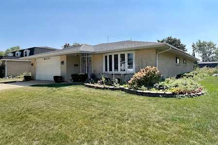 3405 Plum Grove Dr Rolling Meadows, IL 60008