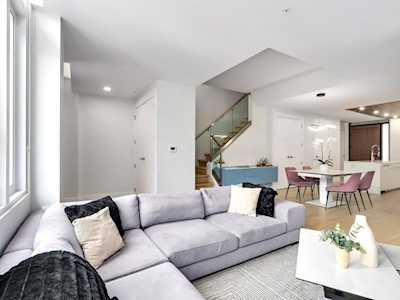 6691 Nelson Avenue #202 West Vancouver, BC V7W 2B2