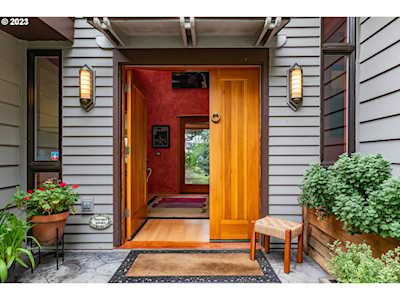 1760 Skyline Blvd Eugene, OR 97403