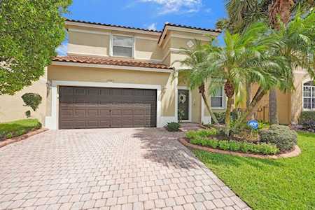 12665 NW 9th St Coral Springs, FL 33071