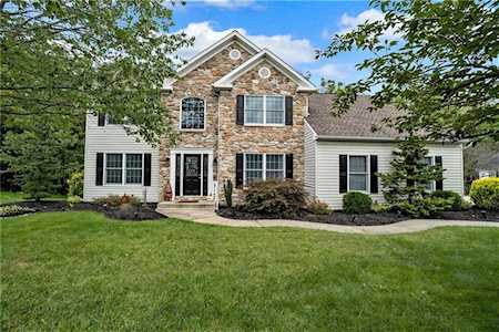 2141 Beechwood St Orefield, PA 18069