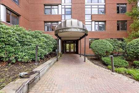 79 Florence St #308S Newton, MA 02467