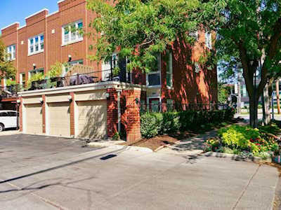 1781 W Altgeld St #A Chicago, IL 60614