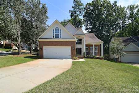 6301 Baberton Ct Charlotte, NC 28269