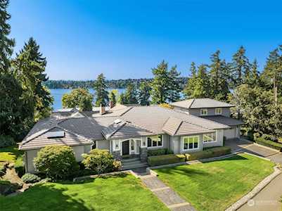 7230 W Ridge Rd Mercer Island, WA 98040