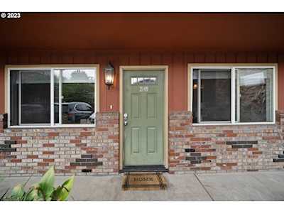 2149 NE Weidler ST Portland, OR 97232