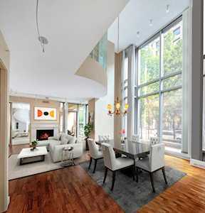 1201 Alberni Street Vancouver, BC V6E 4R4