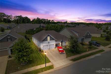 4239 Legacy Dr Denver, NC 28037