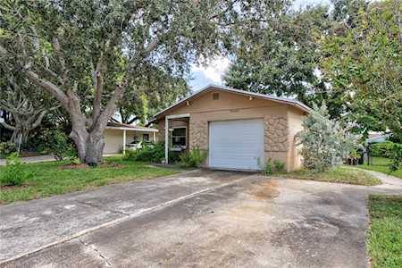 8137 81st WAY N Largo, FL 33777