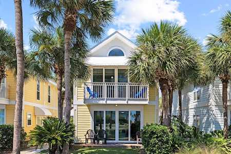 69 Crystal Beach Dr #UNIT 4 Destin, FL 32541