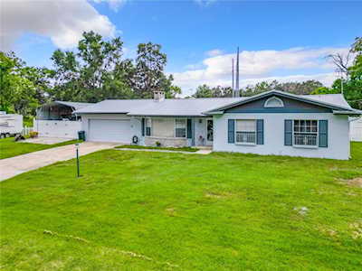 6130 Linneal Beach Dr Apopka, FL 32703
