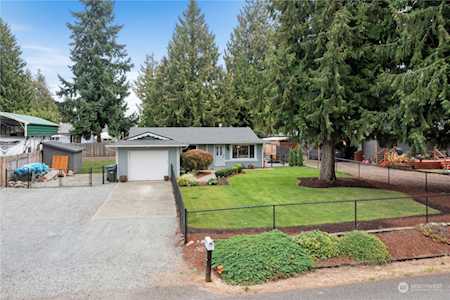 5426 S Island Drive East Bonney Lake, WA 98391