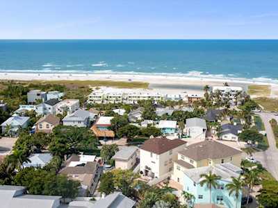 100 Columbus Blvd #C2 Sarasota, FL 34242