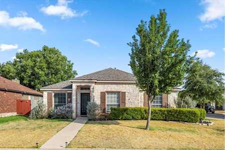 300 Adkins CV Georgetown, TX 78626