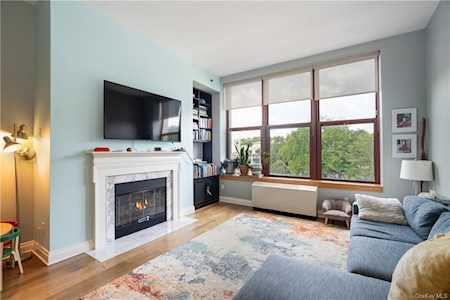 1 Scarsdale Rd #403 Tuckahoe, NY 10707