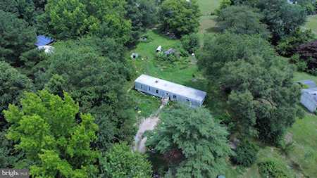 4366 Deep Grass Ln Houston, DE 19954