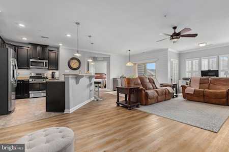 4839 Hiteshow Dr #204 Frederick, MD 21703