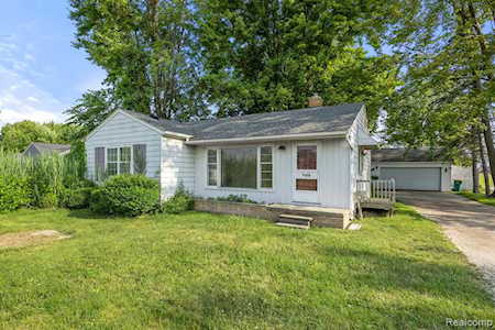 27611 21 Mile Rd Chesterfield, MI 48047