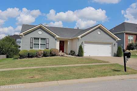 412 Buckman Station Ct Simpsonville, KY 40067