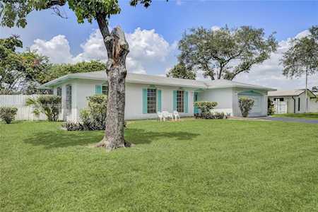 2441 SW 86th Ave Davie, FL 33324