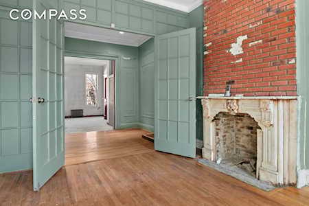251 Bainbridge St Brooklyn, NY 11233