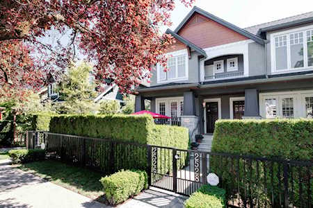 2526 W 8th Avenue Vancouver, BC V6K 2B4