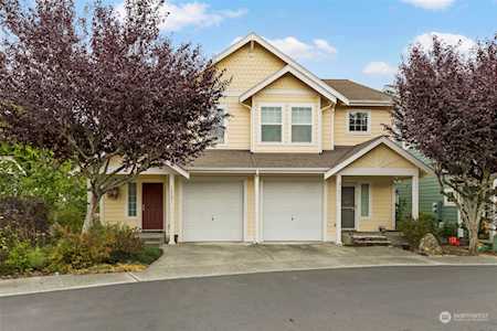 10581 NE Kingston Meadows Circle #31-3 Kingston, WA 98346