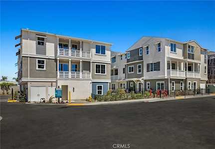 17915 Goodyear Carson, CA 90746