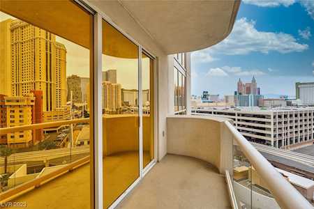135 E Harmon Ave #601 Las Vegas, NV 89109