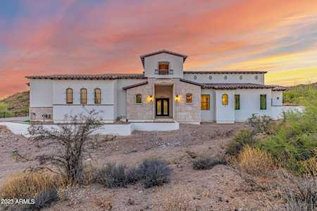 8716 E Regina Circle Mesa, AZ 85207