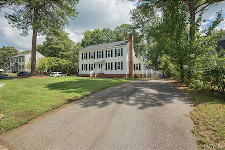 1517 Wood Grove Circle Henrico, VA 23238