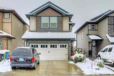 156 Nolanfield Way NW Calgary, AB T3R 0M8