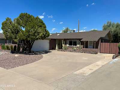 8738 E Buena Terra Way Scottsdale, AZ 85250