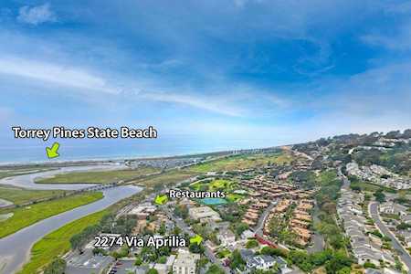 2274 Via Aprilia Del Mar, CA 92014