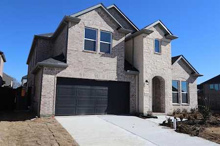 2516 Fairoaks Drive Celina, TX 75009