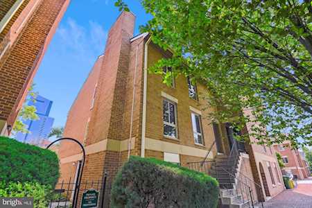419 S Sharp St #R 12 Baltimore, MD 21201