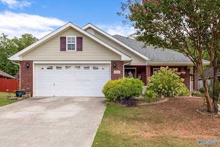 121 SW Shadow Court Huntsville, AL 35824